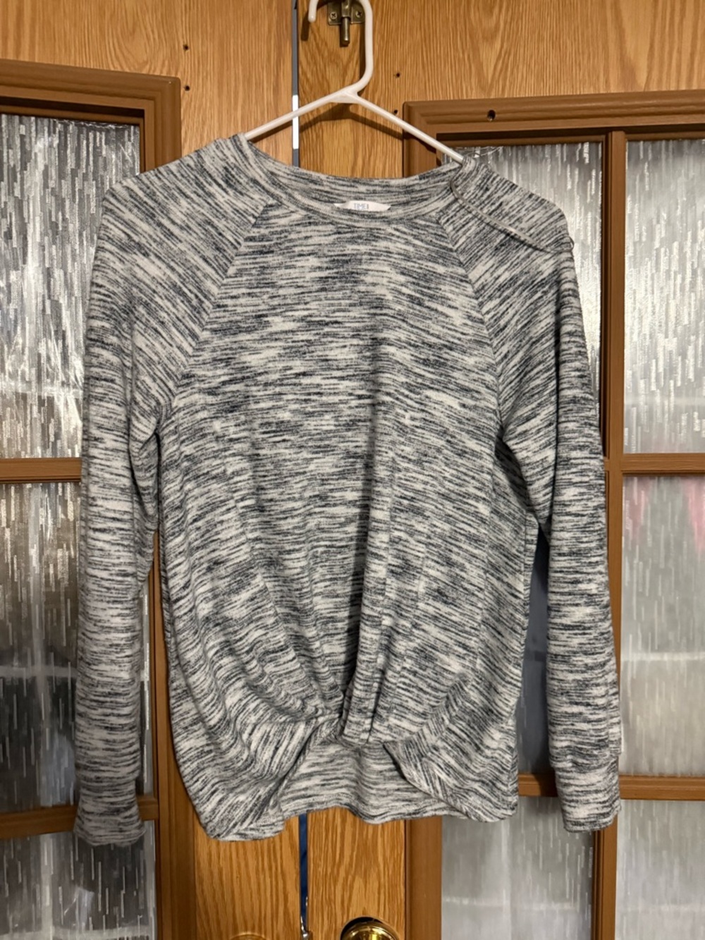 Time and Tru Gray Marled Knit Top